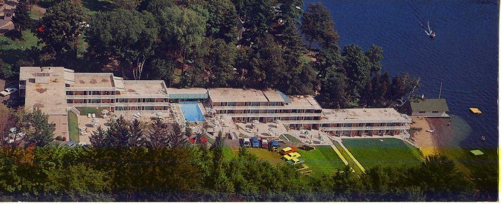 Lakefront Terrace Resort レイク・ジョージ エクステリア 写真
