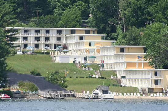 Lakefront Terrace Resort レイク・ジョージ エクステリア 写真