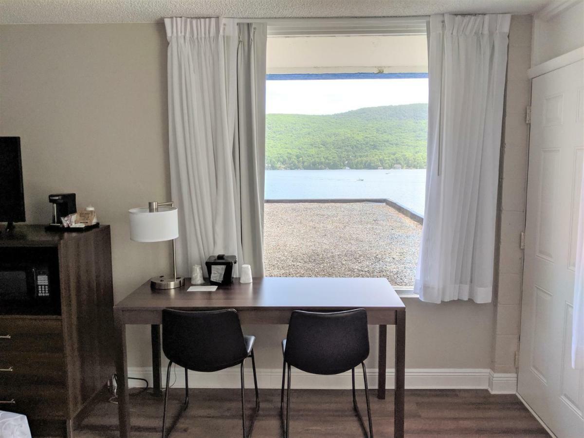 Lakefront Terrace Resort レイク・ジョージ エクステリア 写真