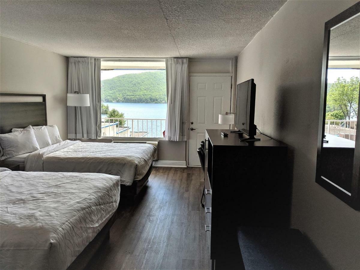 Lakefront Terrace Resort レイク・ジョージ エクステリア 写真
