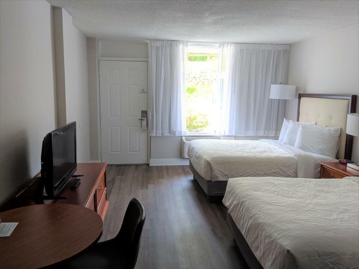 Lakefront Terrace Resort レイク・ジョージ エクステリア 写真