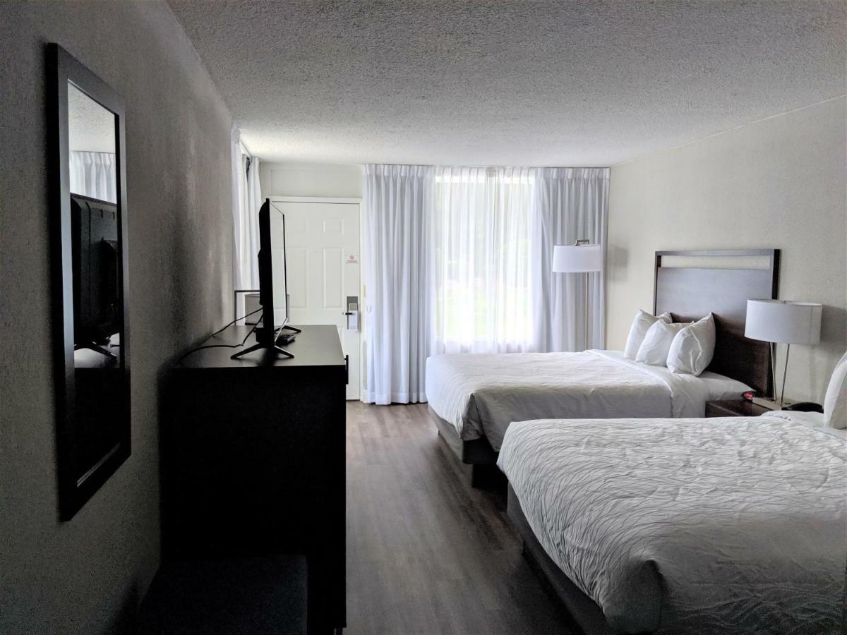 Lakefront Terrace Resort レイク・ジョージ エクステリア 写真